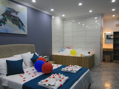  gece  -  Kasım
  | Kalkan İncebel'de Jakuzili Muhafazakar Villa: Doğa İçinde Huzurlu Tatil
